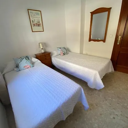 Appartement Familiar En Barrio Reina Victoria *