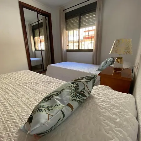 Apartment Familiar En Barrio Reina Victoria Huelva